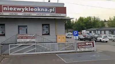 NIEZWYKLEOKNA